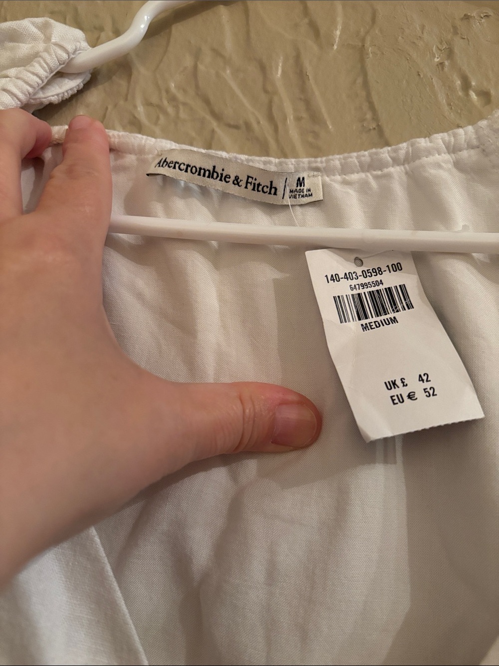 Abercrombie & Fitch Cream Tie-Front Puff Sleeve Blouse - Picture 2 of 6